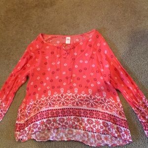 coral blouse